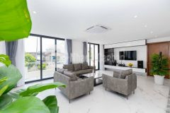 Cần bán biệt thự khu lạc long quân. p.2. hướng đb