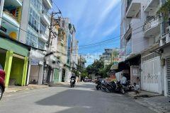 Bán nhà hẻm xe hơi thông cấp 4 đường d2 dt70m2, ngang 4,5 x 16 sổ a4 giá 6,9 tỷ