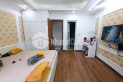 Bán nhà đường lĩnh nam, ô tô, 46m x 4t, 2 tỷ. lh 0975149605