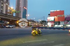 Bán nhà mặt phố ngã tư khuất duy tiến lê văn lương lh 0376247299.