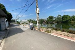 Đất phú thị gia lâm ngay trường học, view hồ điều hòa giá 2,58 tỷ đường nhựa ô tô tránh nhau.