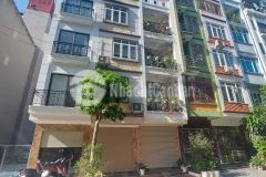 Bán gấp nhà phố nghĩa đô,cầu giấy,ô tô tránh,50m,4t,3.6m giá chỉ 8.4 tỷ lh hải cg 0966866250