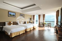 Bán gấp khách sạn đầu đường phan văn trị 7,8x20