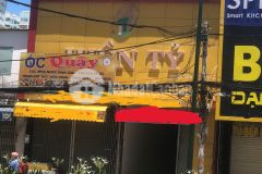 Cho thuê nhà mặt tiền đường lê hồng phong hướng đông bắc.