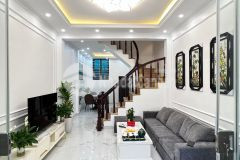 Bán nhà giải phóng 40m,4t ô tô đỗ cửa giá chỉ nhỉnh 4 tỷ