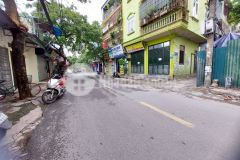 Nhà đẹp ở ngay ô tô đỗ cửa, 50m2, 4t, 5.85 tỷ. 30m ra mặt phố, kinh doanh sầm uất tiềm năng lãi vốn