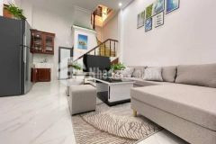 Bán nhà phố cự lộc, 42m2, 5 tầng, lô góc, 5 tỷ, 0925088355