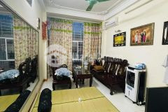 Nhà đẹp la khê, hà đông, 37m, 5 tầng, ngõ thông thoáng, rất gần ô tô