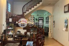 Chính chủ bán nhà kđt định công dt 76m4 tầng, giá 12.8 tỷ.