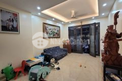 Bán nhà 42m2, 5 tầng đẹp thoáng, ô tô, hơn 5 tỷ, phố vũ trọng phụng, thanh xuân.