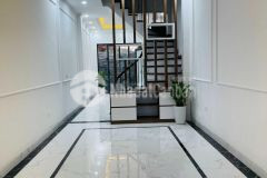 Bán nhà ngọc thụy 40m2, 4 tầng mt 4m giá hấp dẫn chỉ 3.35 tỷ ngay cầu long biên