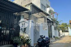 Nhà 1 trệt 1 lầu hẻm đg 33 dự án châu long đường nguyễn xiển gần vincity quận 9, dt 54m23.15 tỷ