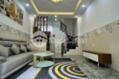 Hẻm 1 nơ trang long, 5 tỷ 700, 2 lầu, 4.3 x 10m, bình thạnh