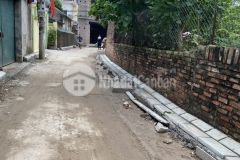 Bán gấp 46m2 sen hồ, lệ chi đường ô tô giá 27trm2.