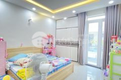 Bán nhà nội thất đẹp hxh, phạm văn hai tân bình, 5pn, 4.3x13m, chỉ 8,9 tỷ.