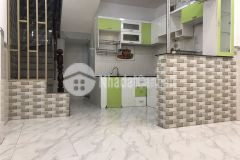 Nhà 1 lững 3 lầu sth ngang 4 bán 5,75 tỷ đường khánh hội quận 4