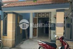 Bán gấp căn nhà đang cho thuê ở thị trấn đức hòa giá 980 triệu