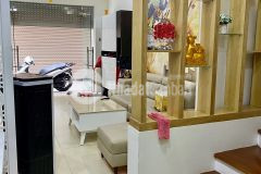 Bán gấp nhà cầu giấy 33m2, 5 tầng, nhỉnh 5 tỷ sang đẹp