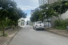 Hang hiêm 35m2 đât tai đinh cư trâu quy, gia lâm, đương 13m view vươn hoa gia 104trm2.