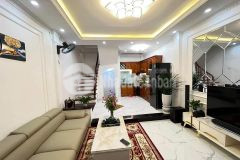 Siêu phẩm võ chí công cầu giấy 35m 5 tầng chỉ 3.98 tỷ.