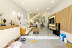 Định cư gấp bán nhà 4 tầng phan đình phùng, pn, 73m2 4.2x17.4m, 9 tỷ