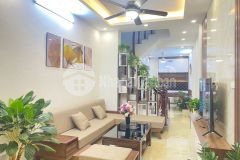 Bán nhà 48mx4t 4pn chỉ 4.5 tỷ tt cầu giấy thiết kế đẹp ở sướng