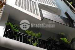 Hạ hẳn 300 triệu để bán nhanh nhà 7 tầng mới tinh, phân lô hoàng cầu, gara, kd.