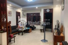 Nhà đẹp cần bán gấp giáp nhất 68m giá 7.9 tỷ