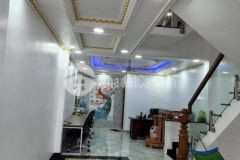Nhà mặt tiền to đường lớn giá rẻ khu vip quận 10.