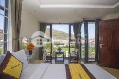 Bán khách sạn đang cho thuê 70trtháng mặt tiền hồ qúy ly cách biển 100m