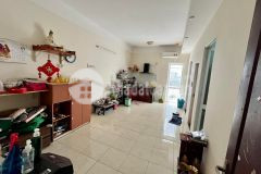 Bán căn hộ cc 44m2, mặt tiền đường số 10, q6, chỉ 2.2 tỷ.