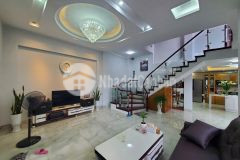 Mặt ngõ ôtô thông 2 thoáng nhà đẹp sang xịn mịn 96m 8xtỷ bát khối long biên