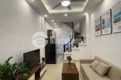 Bán nhà 48mx5t chỉ 4.5 tỷ 4pn trung kính cầu giấy ở sướng tiện sinh hoạt