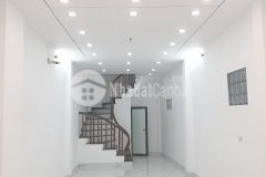 Bán nhà ngõ quỳnh, ô tô vào nhà ngủ kinh doanh 51m 8t nhỉnh 8 tỷ.