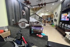 Bán nhà, lô góc, yên phúc, văn quán, hà đông. nhà đẹp, chủ xây, dt 48m chỉ 4.5 tỷ.