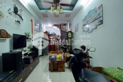 Bán nhà đẹp giá rẻ ở nguyễn khoái, hoàng mai xe tải đỗ cổng, sđcc, 36m2 x 4t, giá hiếm 2.7 tỷ