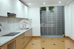 Cc bán nhà phố tôn đức thắng, đống đa, 32 m2, mt4m, 5 tầng, nhỉnh 4 tỷ