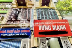 Bán nhà phố vọng, dt52m2,mt3m, 5t, ô tô đỗ cửa nhà, phố buôn bán kinh doanh.