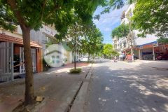 Bán nhà mặt đường nguyễn tất tố, phía đầu gần quán nam. giá 7.9 tỷ