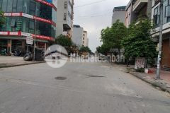 Bán đất liền kề phân lô dịch vụ dương nội ô tô tránh vỉa hè chỉ hơn 5 tỷ