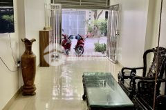 Nhà phân lô, vỉa hè, ô tô tránh, kinh doanh tốt