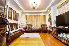 Bán nhà liễu giai lô góc, ngõ nông thông, full nội thất, kd nhỏ. 50m2x5t giá 7.5 tỷ