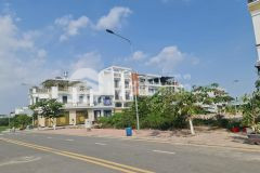 Bán lại nền đất 6x11 gần pouyuen tên lửa dân cư đông, sát chợ, sổ hồng