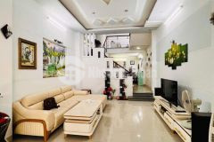 Ban nha 2 tâng, 4pn, ô tô, nguyên chanh, 3,xx, lh 0788354801.