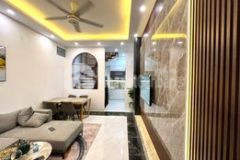 Cần bán nhà hào nam đống đa, 40m, 5t, mt 4m, lô góc, 3 thoáng, 3 gác, chỉ 5 tỷ, ở ngay.