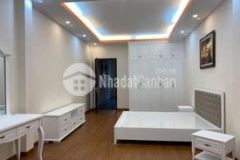 Bán nhà phố quan nhân, 5 tầng, phân lô, vỉa hè, ô tô tránh, kinh doanh.