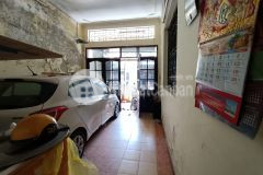 Bán nhà kd sướngsầm uấtngay chợ giá 8,8 tỷ phú diễn