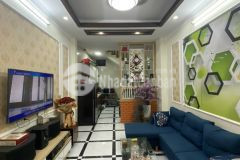 Bán nhà bát khối 30m2 x 4 tầng, đầy đủ nội thất 2.5 tỷ