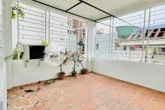 Bán nhà quận hai bà trưng hà nội 50m2 x 5t, mt 4,3m, giá 6.7 tỷ. 0968923756.