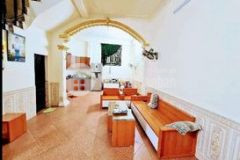 Bán nhà lạc long quân, ôtô, ở sướng, 57m, nhỉnh 6 tỷ.